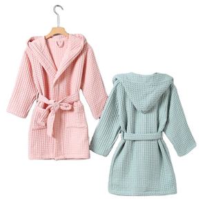 Albornoz Ligero de Algodón Puro para Bebés y Niños, con Capucha, Diseño Waffle, Color Blanco, Venta al Por Mayor, Alta Calidad - Product Image 1