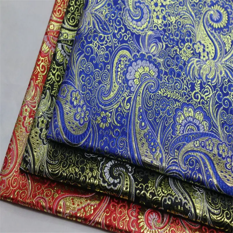 Nouveau dernier tissu de brocart Jacquard métallique brillant Paisley de luxe populaire pour rideaux femmes tissu Kimono