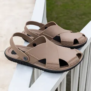 2023 नई शैली थोक फैशन सबसे अच्छा गुणवत्ता इनडोर, आउटडोर समुद्र तट पुरुषों की आरामदायक जूते गर्मियों आराम के लिए पीवीसी चमड़े के चप्पल पुरुषों