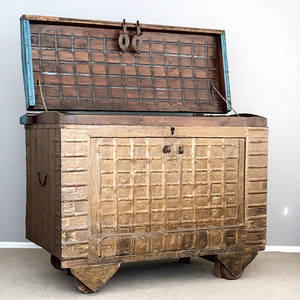 Caja de Almacenamiento de Madera Tallada a Mano, Diseño Rectangular Clásico, Estilo Rústico Bohemio, Caja Decorativa para Dormitorio, Tipo Vertical - Product Image 1