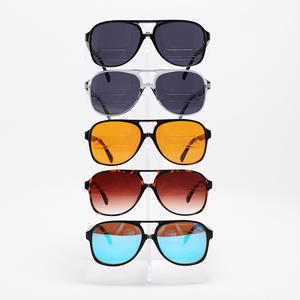 CONCHEN 2026 Ultimi <span class=keywords><strong>Occhiali</strong></span> <span class=keywords><strong>da</strong></span> <span class=keywords><strong>Sole</strong></span> alla Moda Vintage con Montatura Sottile in Plastica Unisex Doppio Ponte Personalizzabili con Logo Stampato - Product Image 5