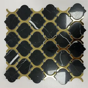 ヴィラホテルなどの装飾的な壁パネルのための金のステンレス鋼のユニークな豪華なモザイクタイルとカスタムメイドの自然の黒い大理石