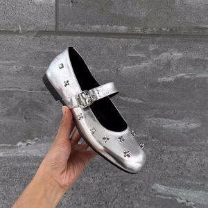 <span class=keywords><strong>Scarpe</strong></span> Mary Jane da <span class=keywords><strong>Donna</strong></span> Primaverili con Logo Personalizzato, Tacco Basso, Punta Rotonda e <span class=keywords><strong>Borchie</strong></span> Metalliche, Argento, per Esterni - Product Image 2