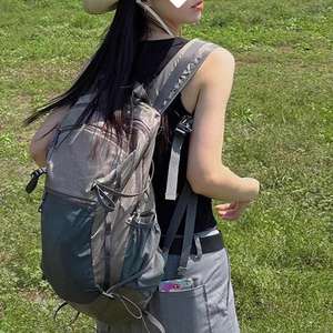 Mochila Ligera, Impermeable, Plegable y Ecológica de Poliéster, con Logotipo Personalizado, Promocional, para Viajes, Senderismo y Montañismo - Product Image 5