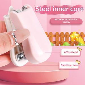 Mini Engrapadora Manual con Diseño de Dibujos Animados, Portátil, para Estudiantes y Oficina, Venta al Por Mayor - Product Image 3