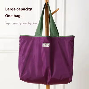 बड़ी क्षमता अनुकूलित लोगो इको फ्रेंडली फोल्डेबल शॉपिंग बैग पुनः प्रयोज्य टिकाऊ वाटरप्रूफ पॉलिएस्टर टोटे बैग जेब के साथ बैग - Product Image 3