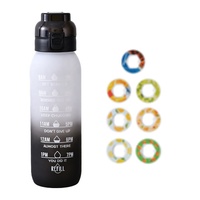 Nouvelle conception Bouteille d'eau en plastique Tritan SK de 1000 ml (32 oz) avec paille et parfum de fruits, 7 dosettes incluses