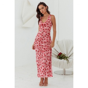 Nouvelle Collection – Robe Moulante Tricotée Sans Manches à Motifs Floraux pour Femme – Style Décontracté Estival et Sexy - Product Image 2