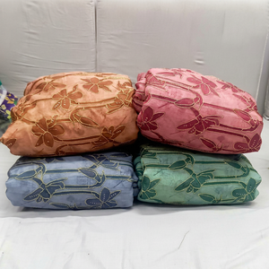 Tissu en lin pur de qualité supérieure, imprimé numérique floral, doux et respirant, pour robes d'été, saris et kurtis – Vente en gros - Product Image 1