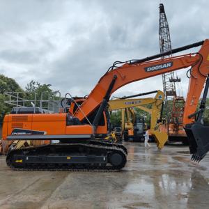 Nouveaux stocks d'excavatrice coréenne Doosan 225LC machines de construction sur chenilles d'occasion de 25 tonnes offres spéciales d'occasion 25 tonnes en vente - Product Image 6
