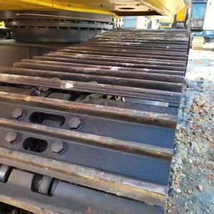 Utilisé pour les excavatrices sur chenilles PC200/PC210/PC240 à vendre - Équipement de construction compact et fiable pour 1 an Gear PLC - Product Image 5