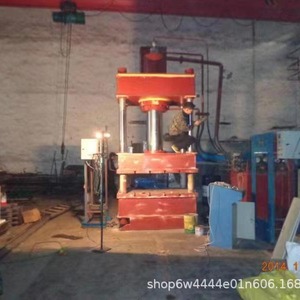 Prensa Hidráulica de Cuatro Columnas de 315 Toneladas, Alta Rigidez y Alta Productividad para Prensado de Crisoles - Product Image 4