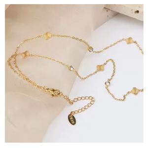 Chris April minimalista 316L Acero inoxidable trébol de cuatro hojas claro circón cuentas satélite cadena collar - Product Image 1