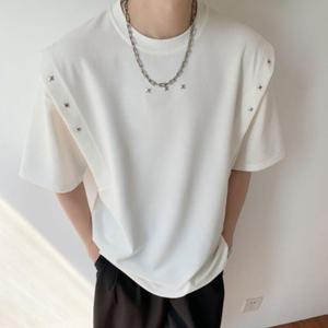 Camiseta de Diseñador para Hombre, Estilo Moderno con Remaches, Cuello Redondo, Manga Corta, para Verano, Color Oscuro, a la Moda - Product Image 5