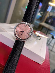 Montre mécanique tendance et élégante avec couronne et protection de pont, bracelet en cuir, cadran texturé nacre - Product Image 3