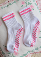 Chaussettes de Pilates antidérapantes rose rayées brodées personnalisées Summer Palm Tree Moka Pot