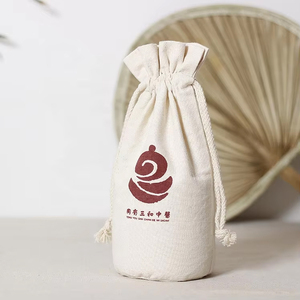 Sac à poussière en coton de luxe personnalisé avec cordon de serrage et poignée en corde pour l'emballage des vêtements - Product Image 3
