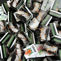 Blocs de Mahjong en marbre noir et or craquelé imperméables, kit de Mahjong chinois en résine brillante durable