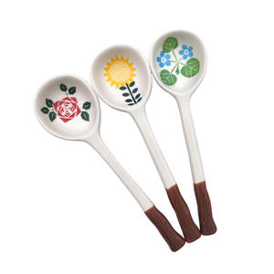 Cuchara de Cerámica Ecológica de Estilo Japonés con Mango Largo y Diseño Botánico para Postre, <span class=keywords><strong>Café</strong></span>, Leche, Fideos y Cena - Product Image 1