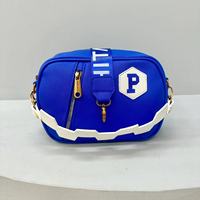 Sac à bandoulière de marque de luxe pour femmes, sacs à main de mode pour femmes, fermeture à glissière, lettre décorative, vente en gros espagnol P