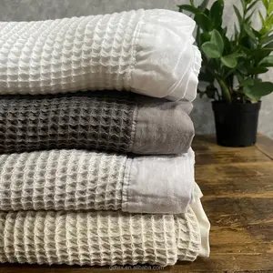 Bamboo Cotton Baby Muslin Swaddle Blanket High Density Custom Design Waffle Throw Blanket