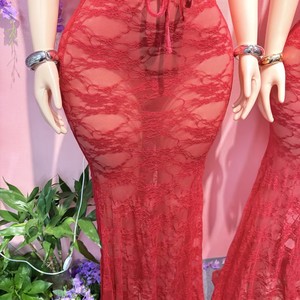 Nuovo Arrivo 2026 Abito Lungo Aderente Sexy in Pizzo Trasparente da Donna, Stile <span class=keywords><strong>Bustier</strong></span> con Allacciatura Halter, per Serate Eleganti - Product Image 3