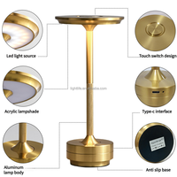 Lampe de table sans fil en aluminium à gradation progressive, rechargeable, à hauteur réglable, pour chambre à coucher, bar d'hôtel Vente en gros