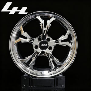 Llanta de Aleación con Detalles en Oro Cromado |   17-22 Pulgadas |   5 Lug PCD |   Diseño Tribal de 5 Rayos |   Deep Dish |   Para Autos Clásicos y Modernos - Product Image 1