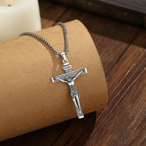 <span class=keywords><strong>Collana</strong></span> con Pendente a Croce Crocifisso Gesù Inri in <span class=keywords><strong>Argento</strong></span> Sterling 925 Merryshine, Stile <span class=keywords><strong>Antico</strong></span> Religioso Cristiano, Personalizzabile all'Ingrosso - Product Image 3