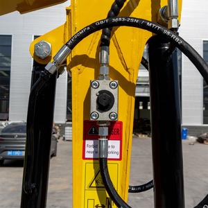 HIGHTOP HT10CZ Mini pelle innovante à chenilles, alimentée par un moteur de 7 kW, leader en matière d'efficacité et de certification - Product Image 5