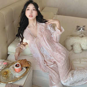 بيجامة نسائية من القطيفة الذهبية لخريف وشتاء 2025، قميص نوم مثير بحمالات مع سروال، طقم بيجامة مبطن للنوم - Product Image 5