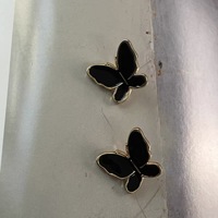 Kancing Logam Berlapis Minyak Dua Sisi 2 Lubang Hitam Putih Bentuk Kupu-kupu Ramah Lingkungan untuk Jas, Sweater, Bentuk Persegi Panjang dan Bintang