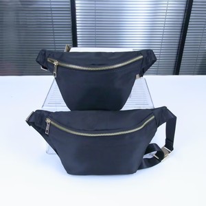 Sacs banane personnalisables en gros pour femmes, hommes et enfants, sacs de ceinture jumbo, sacs de parc à thème, sacs banane en nylon, sacs banane bandoulière - Product Image 5