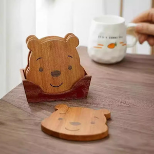 Juego de posavasos de madera con forma de oso, madera maciza, aislante del calor, forma de animal de dibujos animados, mantel individual duradero para uso diario - Product Image 1