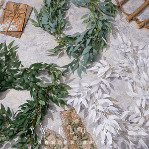 Rama de flor de seda de sauce artificial Yixuan de 30cm-100cm para decoración de bodas y decoración del hogar. - Product Image 1