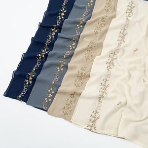 <span class=keywords><strong>Hijab</strong></span> in Chiffon alla Moda, Sciarpa Lunga con Ricamo Floreale, Turbante Islamico per Ramadan, Copricapo 170*70cm - Product Image 5