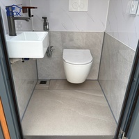Unité de toilettes mobiles avec WC mural supérieur pour chantier, cabine de salle de bain modulaire pour installation de construction temporaire