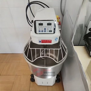 10kg 15kg 20kg 25kg 30kg 50kg 100kg Bakkerijapparatuur Pizzamixer Spiralmixer Broodbakmachine Deegmixer - Product Image 4