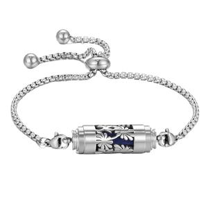 Difusor de aromaterapia ajustable de acero inoxidable con cadena y pulsera para mujeres y hombres - Product Image 1