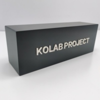 Blocs de logo 3D personnalisés en bois noir mat avec logo blanc