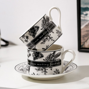 Moderno modello in rilievo 220ml nero tazza e piattino regalo in stile europeo tazza da caffè ceramica per confezione regalo - Product Image 4