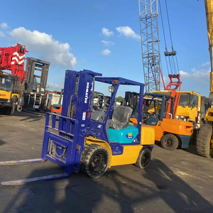 Chariot élévateur diesel Komatsu FD30 à structure compacte, entretien quotidien facile - Product Image 1