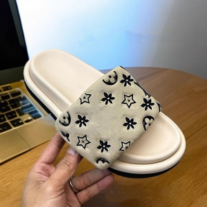 Nuevas Pantuflas de Mujer Más Vendidas 2026, Pantuflas de Diseñador de Lujo, Pantuflas de Mujer de Alta Calidad y Sandalias de Diseñador para Hombre - Product Image 1