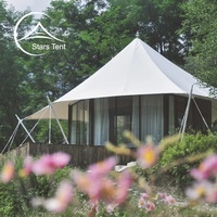 Tente de luxe semi-permanente avec salle de bain pour safari africain et glamping de luxe