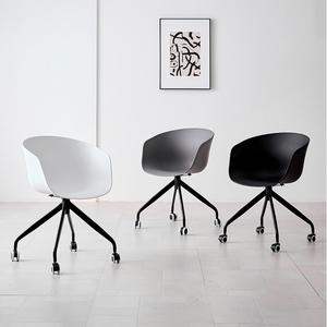 Chaise de réception pivotante en plastique <span class=keywords><strong>pas</strong></span> chère, fauteuil de bureau pivotant en plastique pour salon avec roulettes - Product Image 4