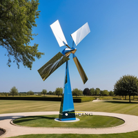 Nouvelle sculpture métallique cinétique abstraite polie au design innovant pour l'art extérieur et la décoration de collection