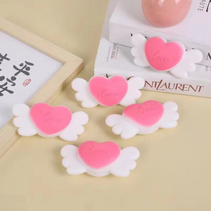 Juguete Sensorial Antiestrés de TPR con Alas en Forma de Corazón de 11cm, Nuevo Estilo, Unisex, para Mayores de 14 Años, Regalo Creativo para Aliviar el Estrés, Diversión y Bienestar - Product Image 6