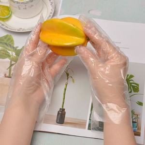 Gants jetables en PE pliés, gants en HDPE de qualité alimentaire emballés individuellement pour le shampoing et les salons de coiffure - Product Image 5