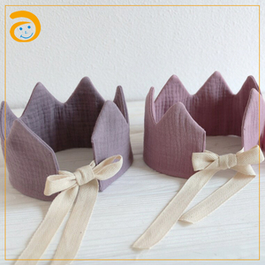 Cappello di compleanno all'ingrosso in cotone per bambini decorazione festa di compleanno corona mussola in tessuto di cotone per neonati fascia per capelli per bambini corona di compleanno - Product Image 2