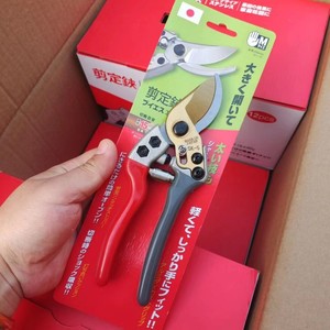 กรรไกรตัดแต่งกิ่ง SK-5 ผลิตจากเหล็กอัลลอยด์ สำหรับตัดแต่งต้นไม้ผลไม้ ผลิตในประเทศญี่ปุ่น ด้ามจับสีแดง - Product Image 5